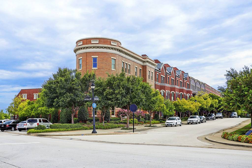 The Garden District at Southlake Town Square at Main  St & Central Ave, Southlake, TX 76092