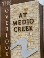 Overlook at Medio Creek logo