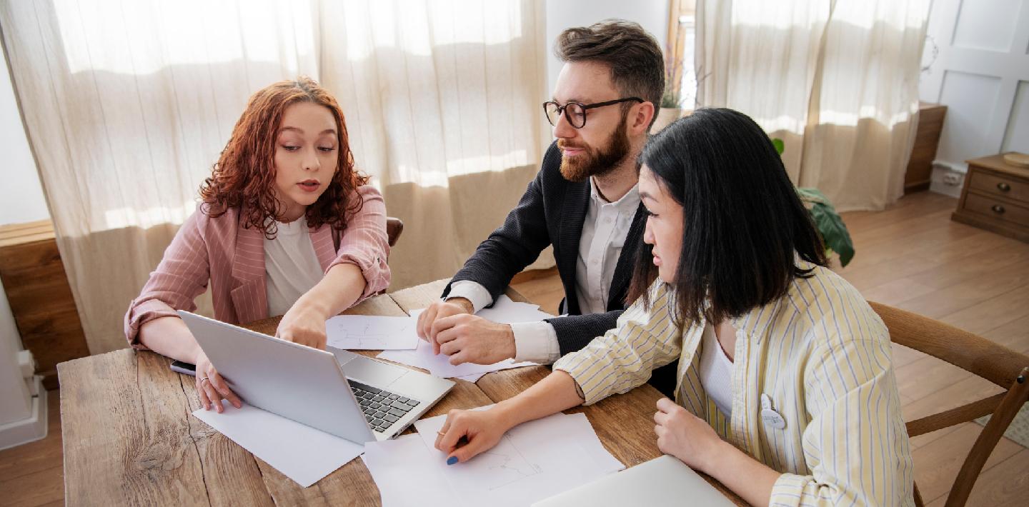 Agent-Client Relationship and Experience